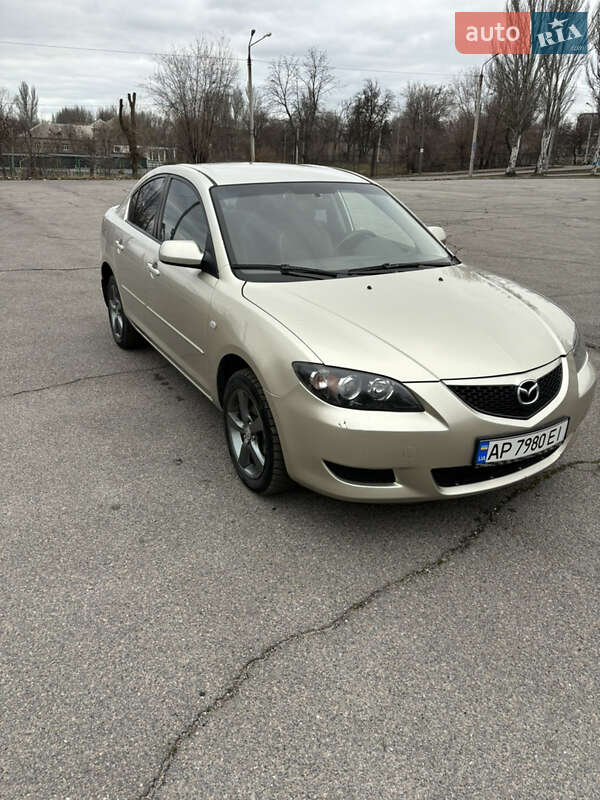 Седан Mazda 3 2003 в Запоріжжі