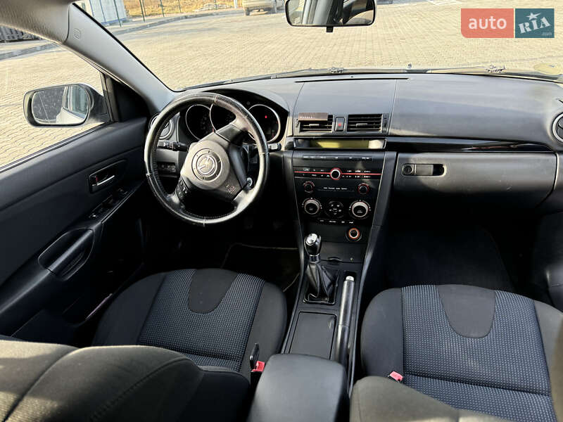 Хэтчбек Mazda 3 2005 в Жидачове