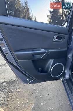 Хэтчбек Mazda 3 2006 в 