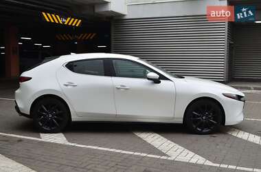Хэтчбек Mazda 3 2021 в 