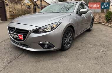 Седан Mazda 3 2014 в Киеве