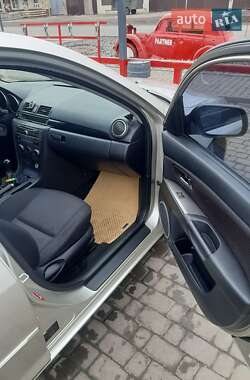 Седан Mazda 3 2007 в 