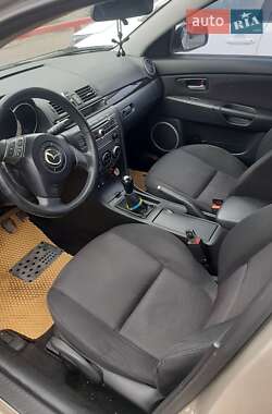 Седан Mazda 3 2007 в 