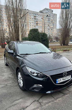 Хэтчбек Mazda 3 2014 в 