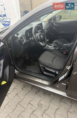 Седан Mazda 3 2013 в 