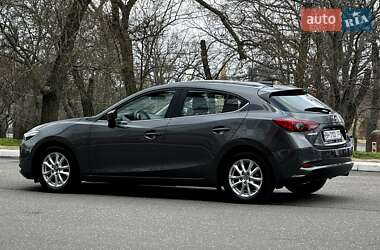 Хэтчбек Mazda 3 2016 в Одессе