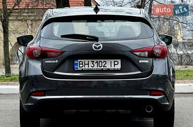 Хэтчбек Mazda 3 2016 в Одессе