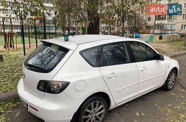 Хэтчбек Mazda 3 2008 в Киеве