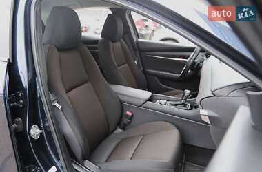 Седан Mazda 3 2019 в 