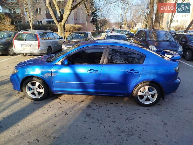 Седан Mazda 3 2005 в Одессе