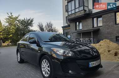 Седан Mazda 3 2013 в Житомире