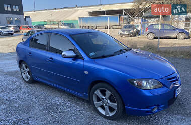 Седан Mazda 3 2004 в Жовкві