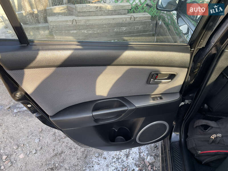 Седан Mazda 3 2008 в Боярке