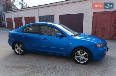 Седан Mazda 3 2005 в Овідіополі