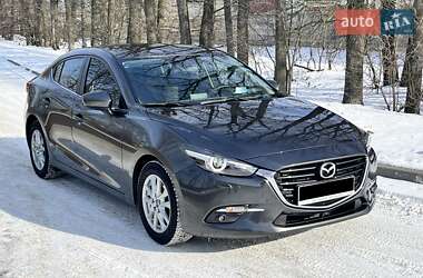 Седан Mazda 3 2017 в Києві