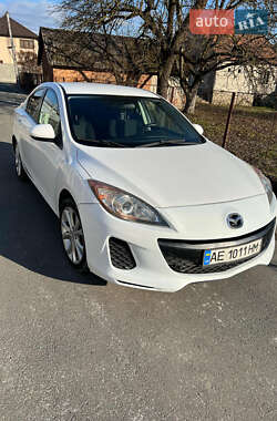 Седан Mazda 3 2011 в Днепре