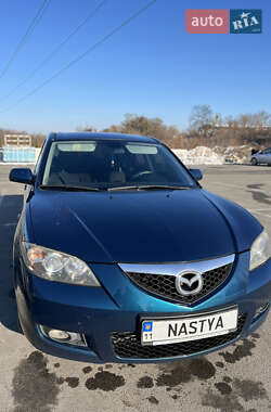 Седан Mazda 3 2006 в Бучі