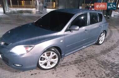 Хэтчбек Mazda 3 2006 в Кропивницком