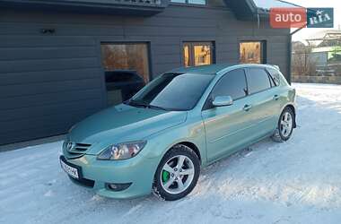 Хетчбек Mazda 3 2004 в Рокитному