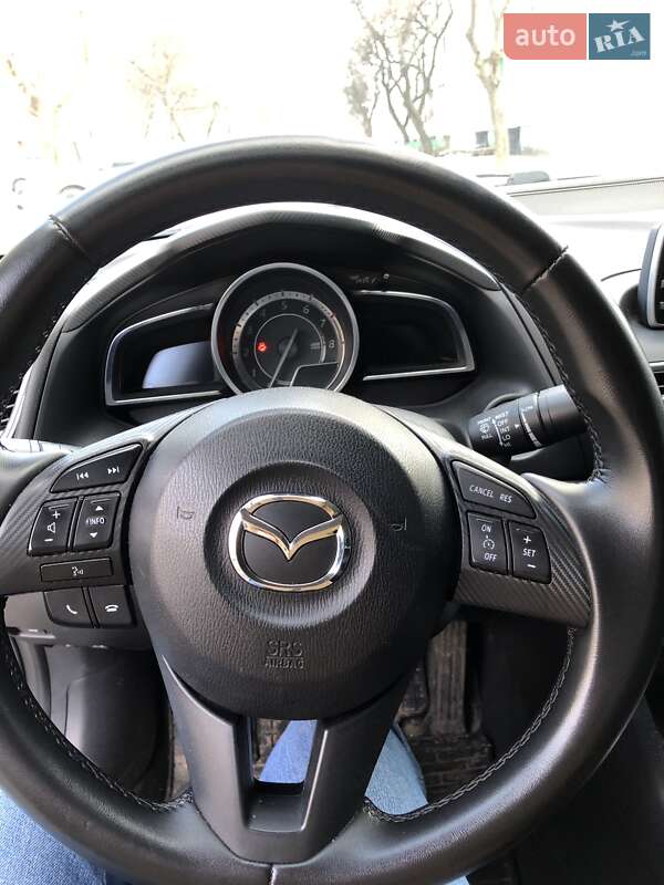 Седан Mazda 3 2014 в Днепре