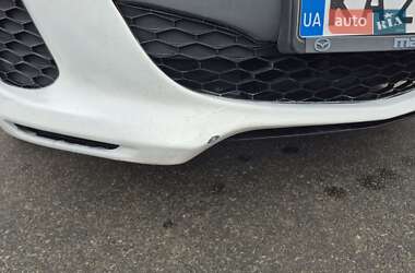 Седан Mazda 3 2012 в 