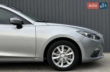 Хэтчбек Mazda 3 2016 в 