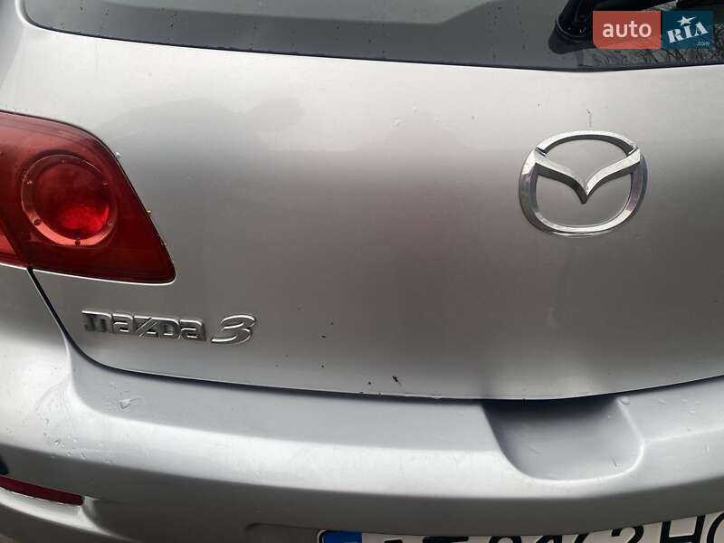 Хэтчбек Mazda 3 2003 в Кутах