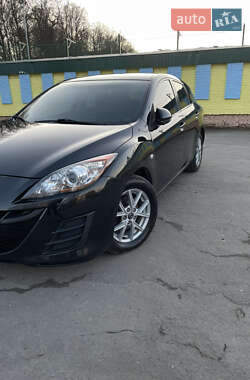 Хетчбек Mazda 3 2009 в Волочиську