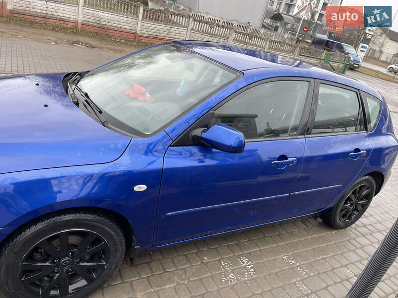 Хэтчбек Mazda 3 2006 в Ивано-Франковске
