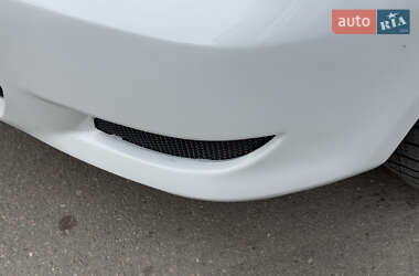 Седан Mazda 3 2004 в 