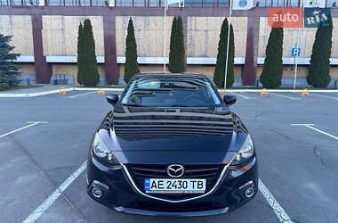 Хэтчбек Mazda 3 2014 в Днепре