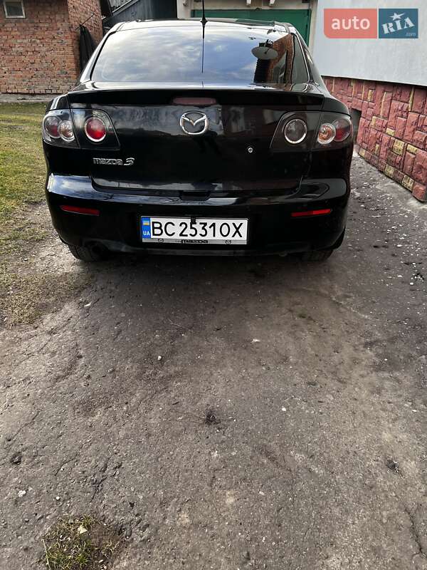 Седан Mazda 3 2008 в Мостиській