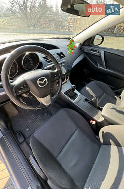 Хэтчбек Mazda 3 2010 в 