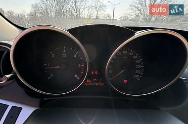 Хэтчбек Mazda 3 2010 в 