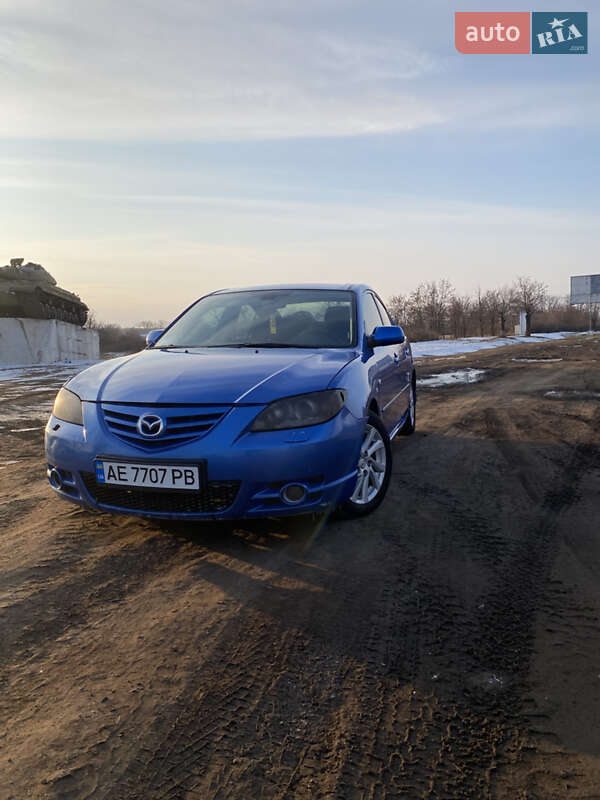 Седан Mazda 3 2005 в 