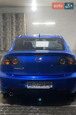 Седан Mazda 3 2005 в 