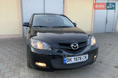 Хэтчбек Mazda 3 2007 в Сарнах