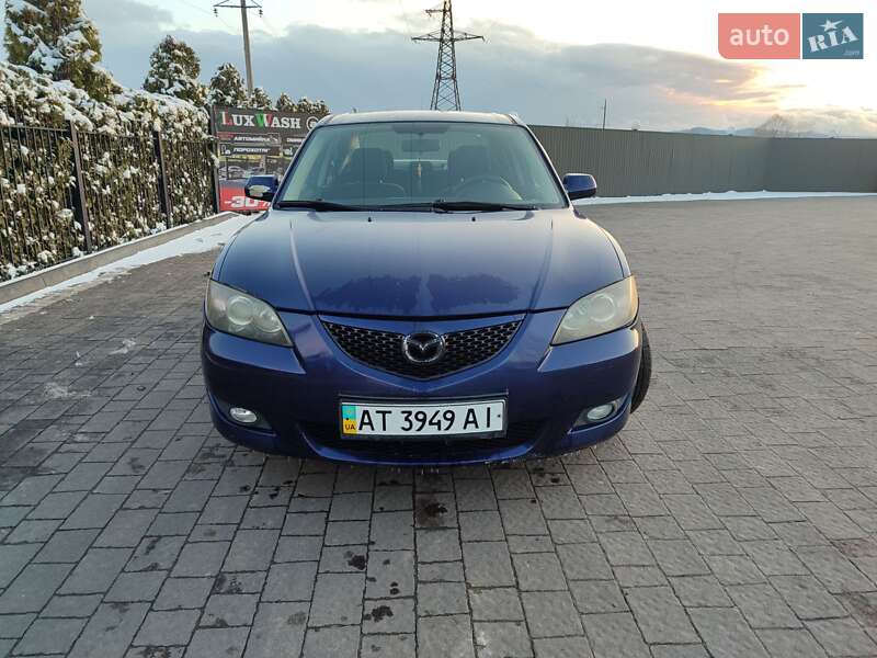 Седан Mazda 3 2004 в Долині