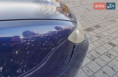 Седан Mazda 3 2004 в Долині