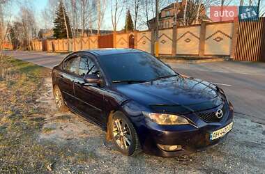 Седан Mazda 3 2004 в 