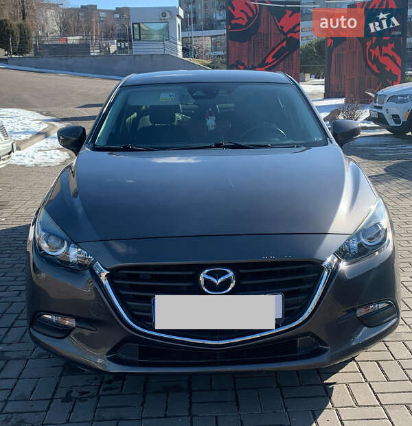 Седан Mazda 3 2017 в Луцьку