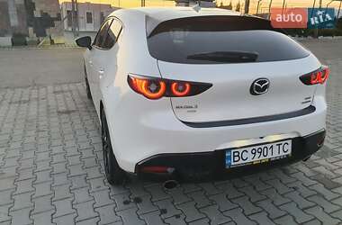 Хэтчбек Mazda 3 2022 в 