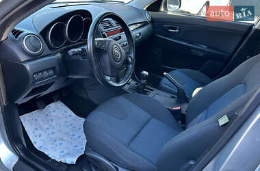 Хэтчбек Mazda 3 2004 в 