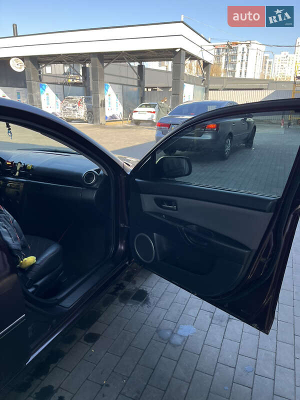Хетчбек Mazda 3 2007 в Києві