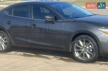 Седан Mazda 3 2018 в Днепре