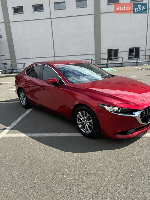 Седан Mazda 3 2019 в 