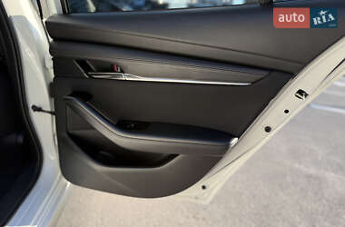 Седан Mazda 3 2019 в 