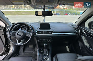 Седан Mazda 3 2014 в 