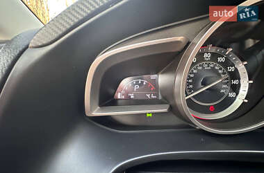 Седан Mazda 3 2014 в 