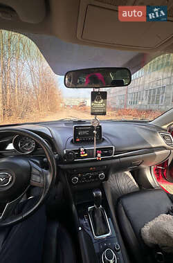 Седан Mazda 3 2014 в 